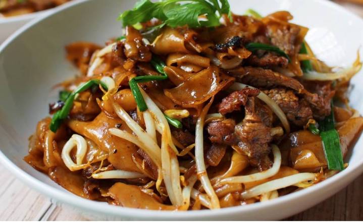 HorFun (Fried Flat Rice Noodle)炒河粉